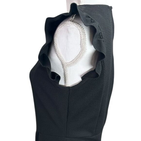 Caution To The Wind Textured Black Ruffle Sleeve Jumpsuit Size Medium Back Zip - Picture 9 of 10